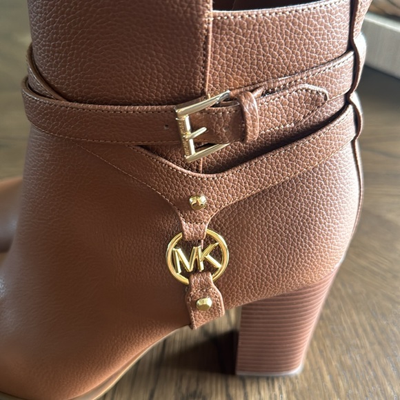 Michael Kors Women Tally MK Logo Brown Faux Leather Dressy Office Boots size 9.5 - Picture 10 of 14